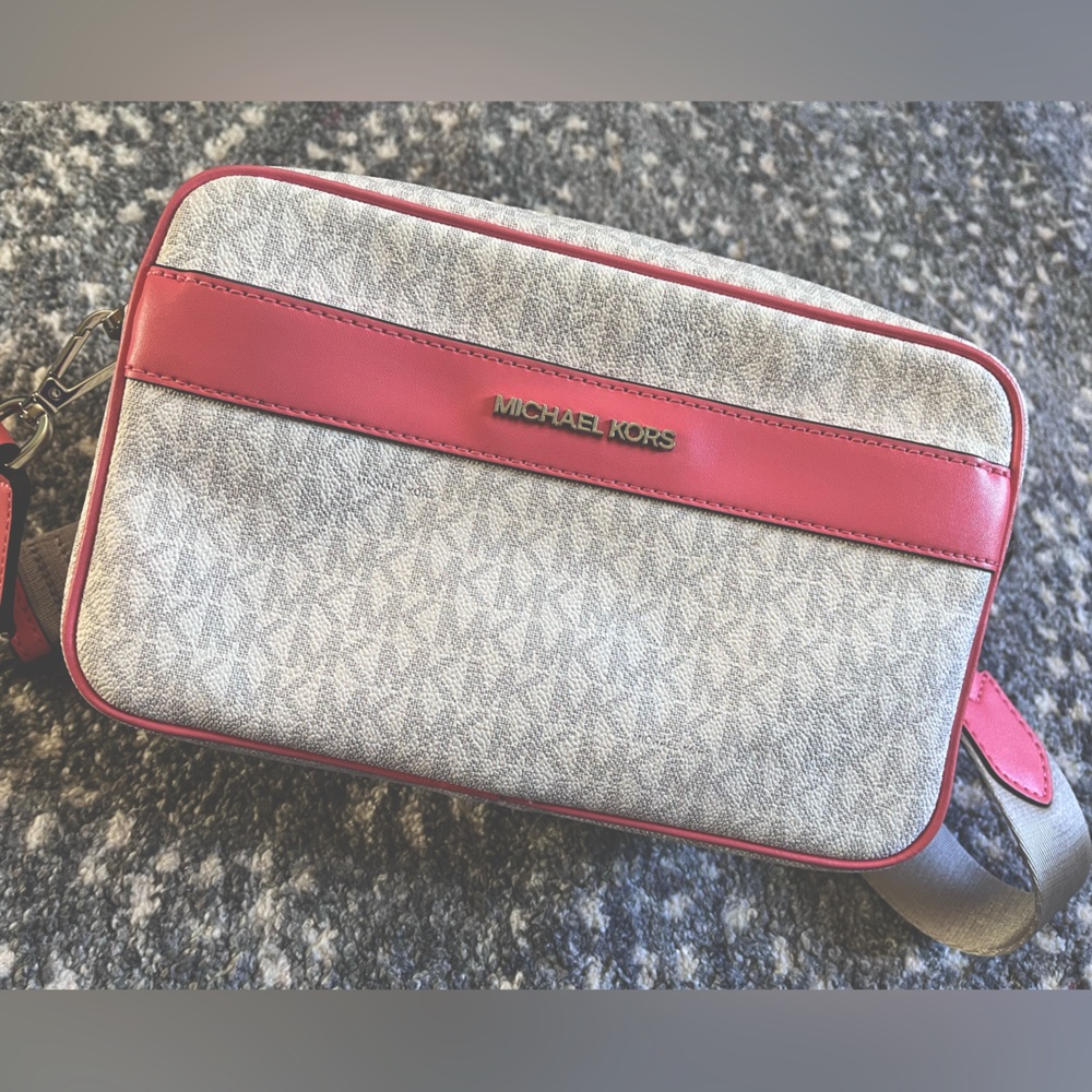 Michael Kors Crossbody